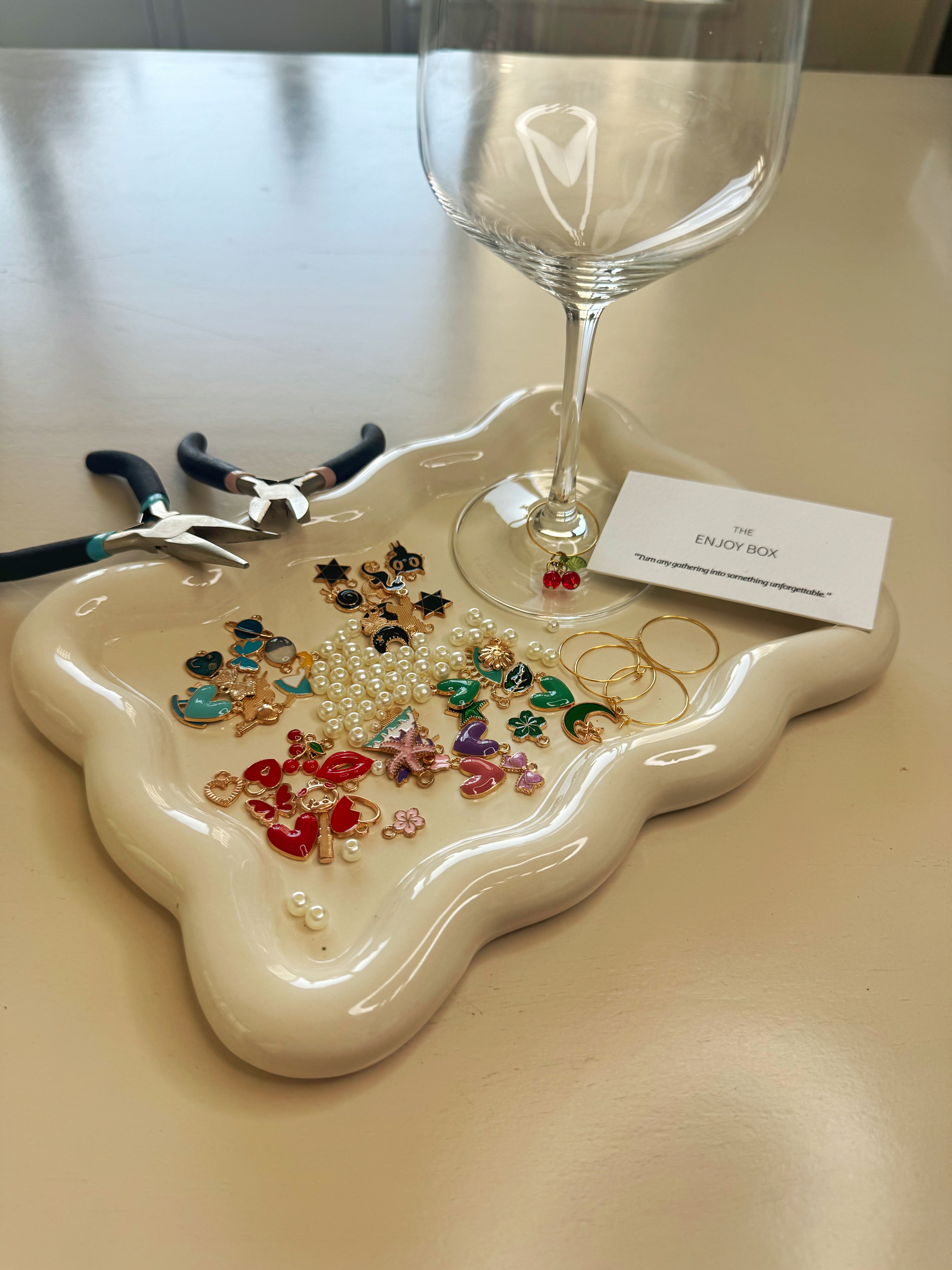 Wine Charms Gold - DIY wine charm craft kit with gold rings